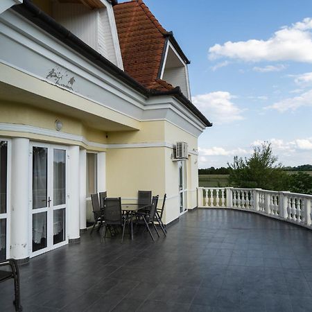 Orkeny Elite Boutique Villa Oerkeny מראה חיצוני תמונה