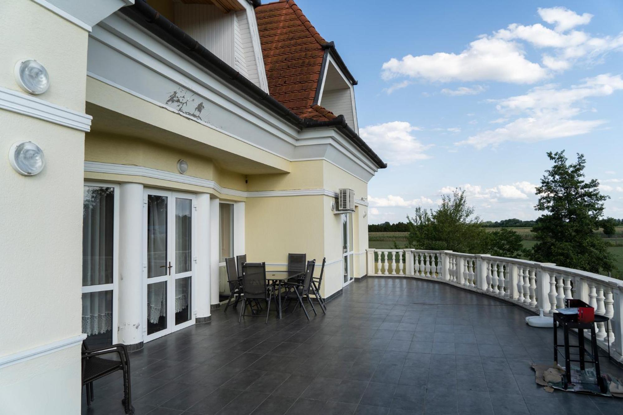 Orkeny Elite Boutique Villa Oerkeny מראה חיצוני תמונה